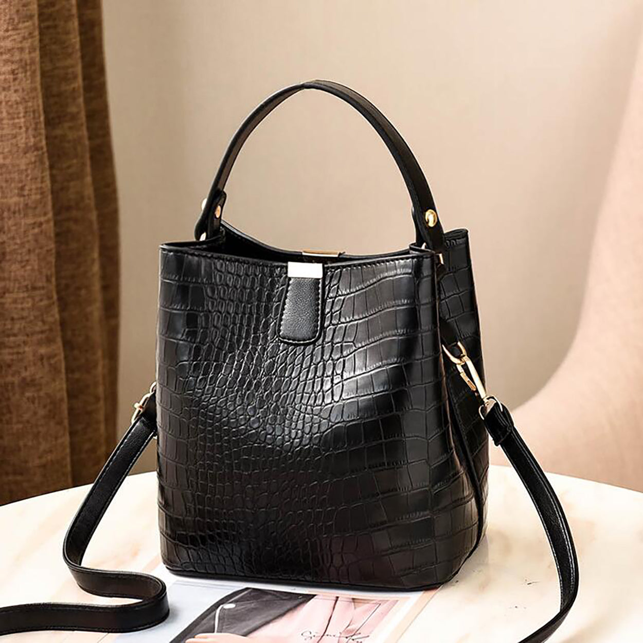 43-Women's Black Crocodile Leather Luxury Bag
