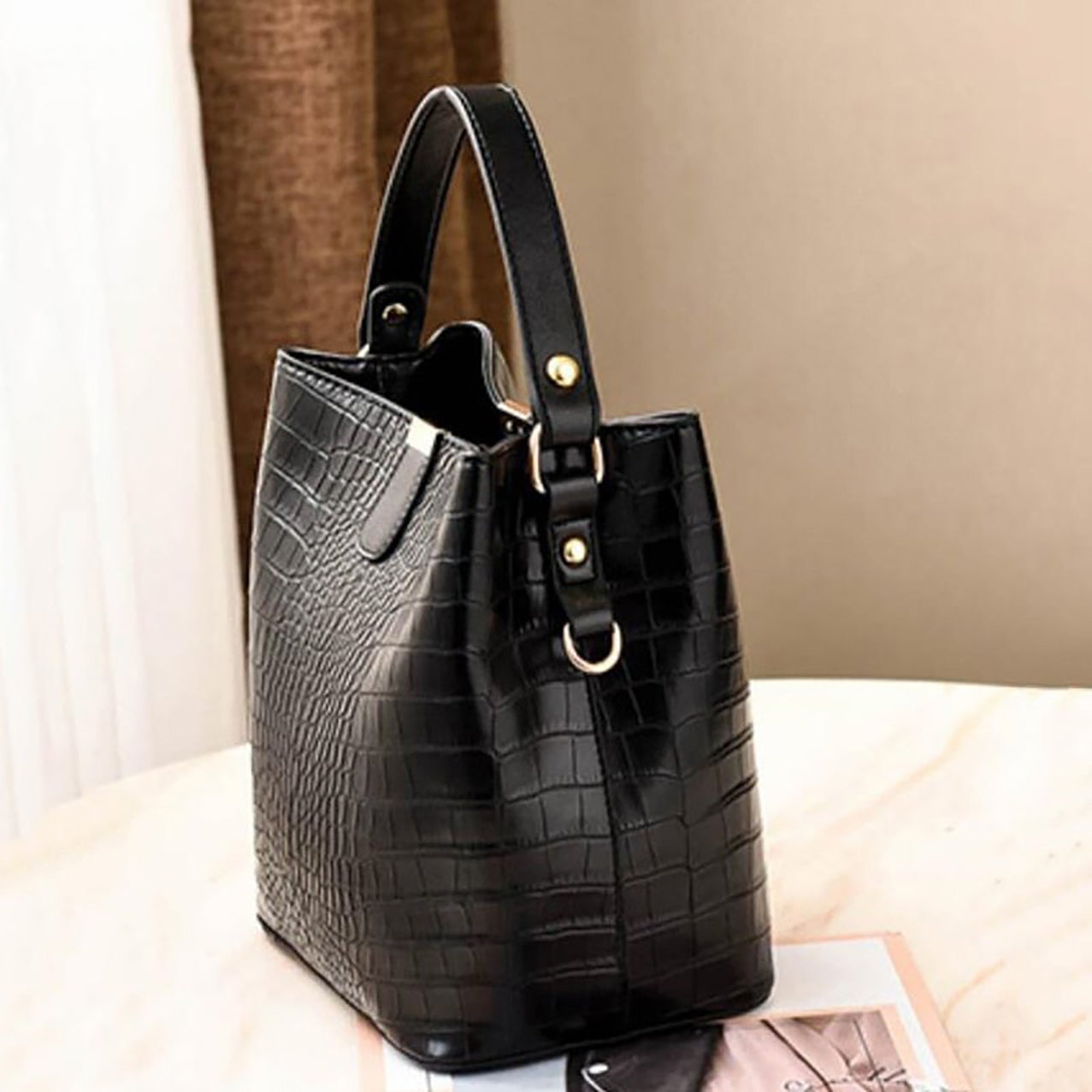 43-Women's Black Crocodile Leather Luxury Bag