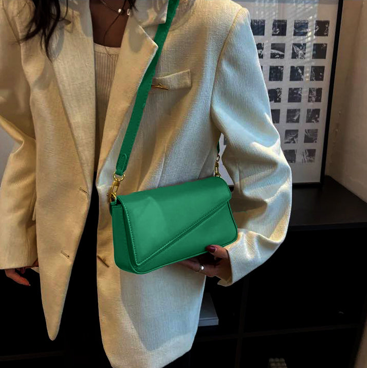 03-GracefulGlo CrossCharm Bag - green