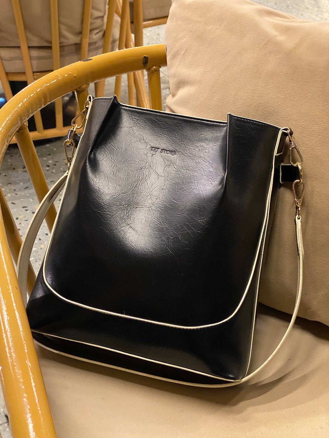 شنط حريمي من Tatstore – اختيارات عصرية تناسب ذوقك وإطلالتك اليومية