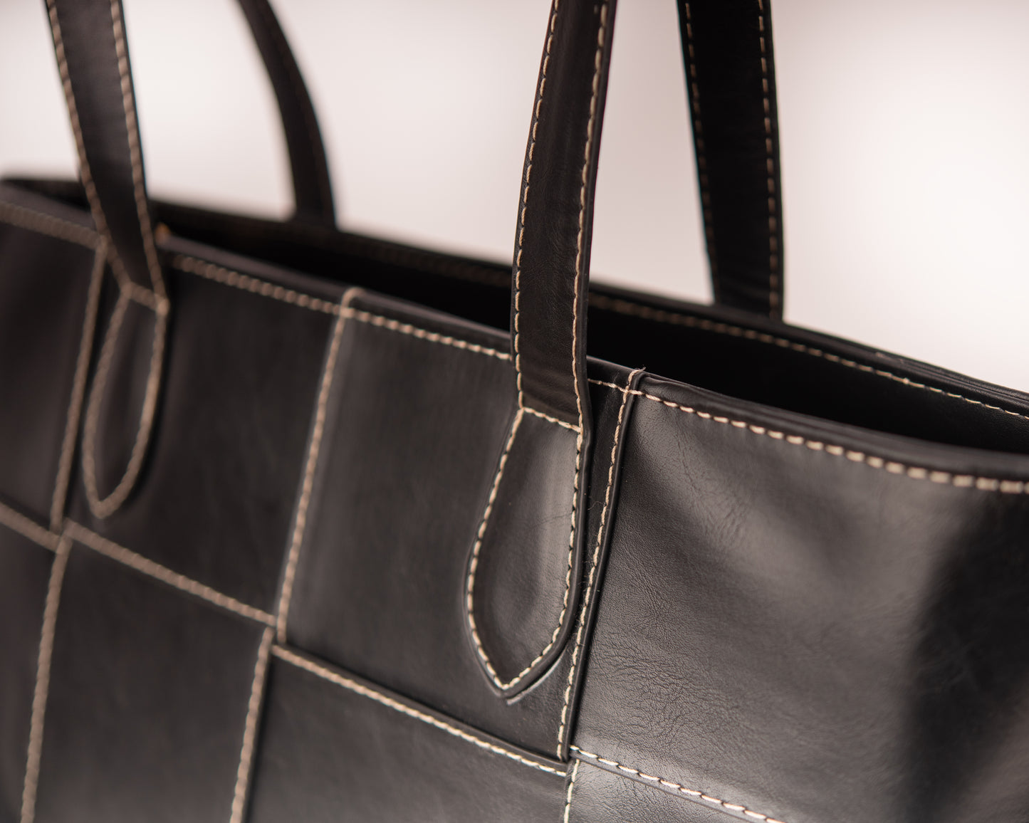 ÉLARA Bag- Black